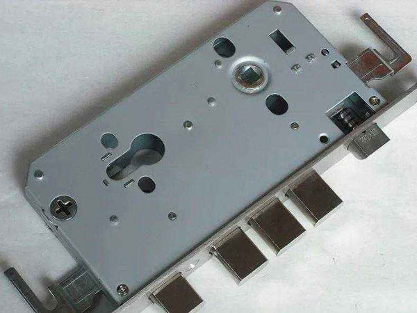 孝感24小时上门开锁公司